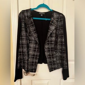 Black & Silver Plaid Sequins Long Sleeves Ribbed Knit Short Open Front Cardigan.